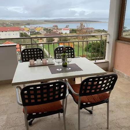 Family Friendly With A Swimming Pool Povljana, Pag - 244 波弗加纳