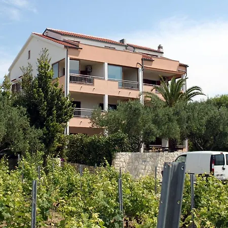 Family Friendly With A Swimming Pool Povljana, Pag - 244 公寓