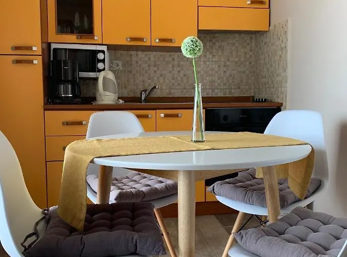 Apartman Family-friendly With Swimming Pool Povljana, Pag - 244 *