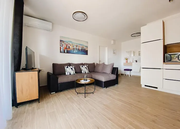 Family-friendly With Swimming Pool Povljana, Pag - 244
