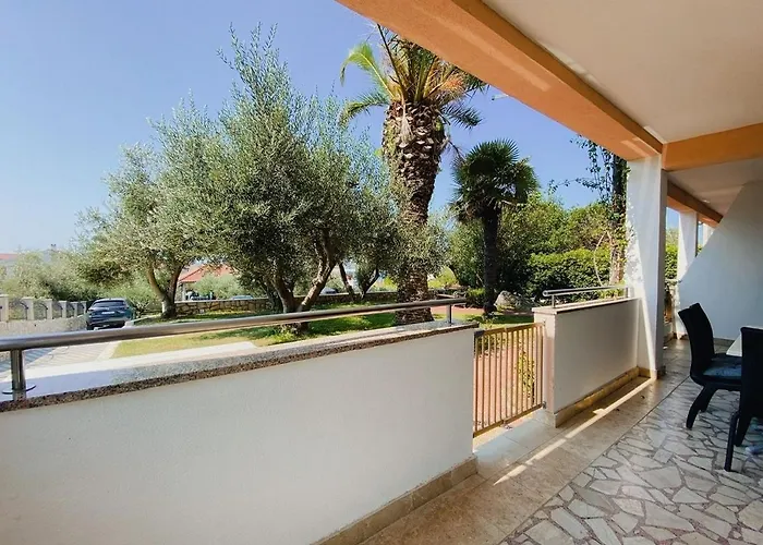 Family-friendly With Swimming Pool Povljana, Pag - 244 Apartamento *
