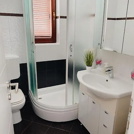 Family-friendly With Swimming Pool Povljana, Pag - 244 Apartament Povljana