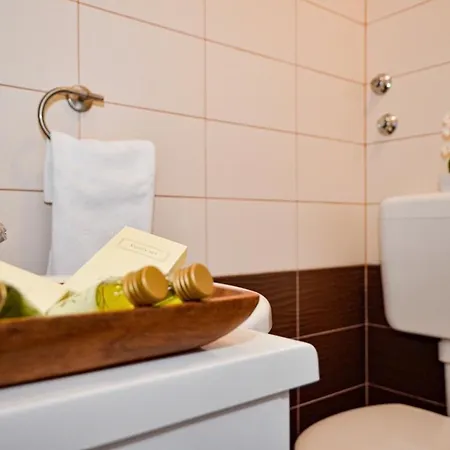 Family-friendly With Swimming Pool Povljana, Pag - 244 *