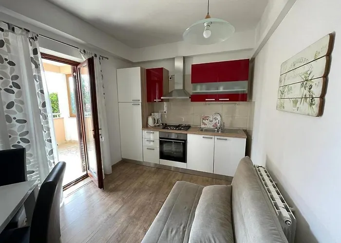 アパート Family-friendly With Swimming Pool Povljana, Pag - 244 ポヴリャナ