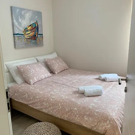 Family Friendly Apartments With A Swimming Pool Povljana, Pag - 244 *