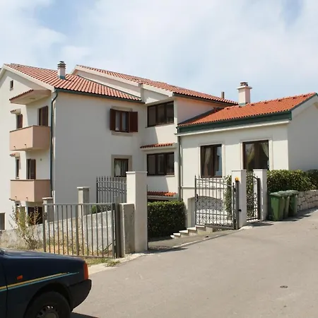 Апартаменты Family Friendly Apartments With A Swimming Pool Povljana, Pag - 244 *