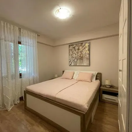 Апартаменты Family Friendly Apartments With A Swimming Pool Povljana, Pag - 244