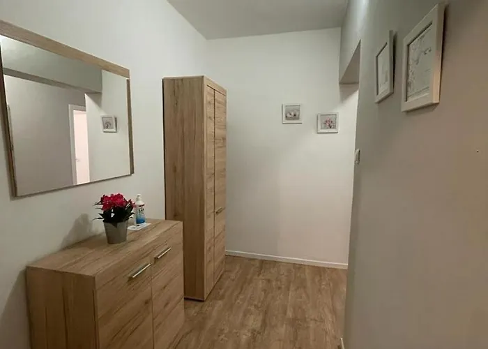 Family-friendly With Swimming Pool Povljana, Pag - 244 아파트